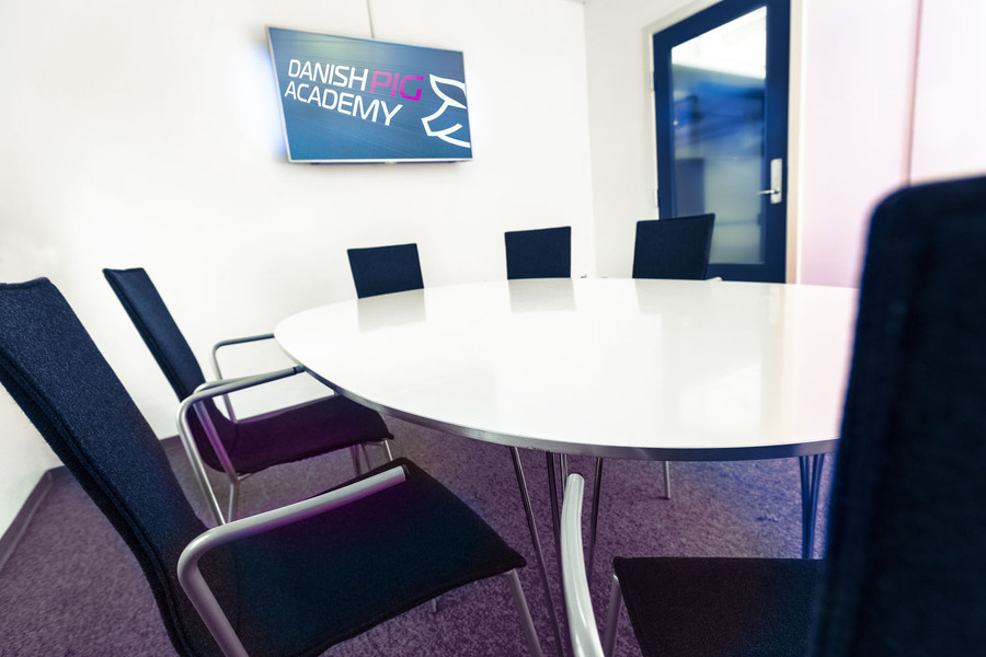 Danish Pig Academy New International Place For Pig Producers